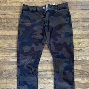 Women’s Camo Stretch Chino Pants - Black/Grey